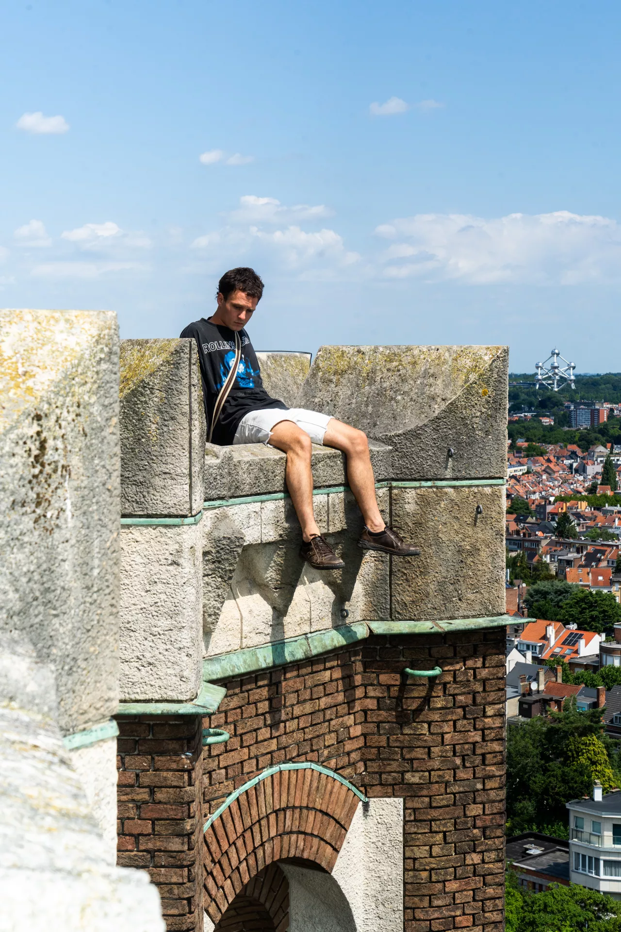 Loverman in the Basilica of Koekelberg: A Sacral Balance Between Day and Night